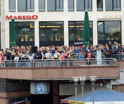 Begrüßung durch das Orchester Begrüßung durch das Orchester